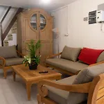 Apartment Casa Torre Adults Only Storia E Relax A Fiorenzuola *