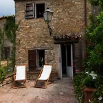 Casa Torre Adults Only Storia E Relax A Fiorenzuola *